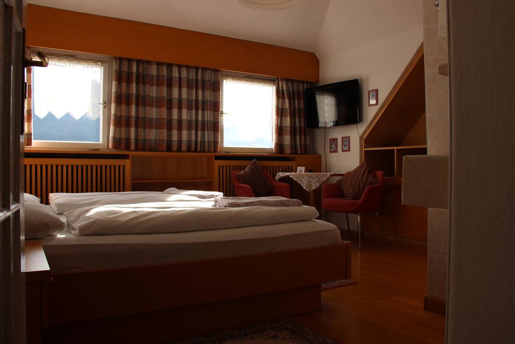 Hotel Villa Emilia Ortisei Kültér fotó