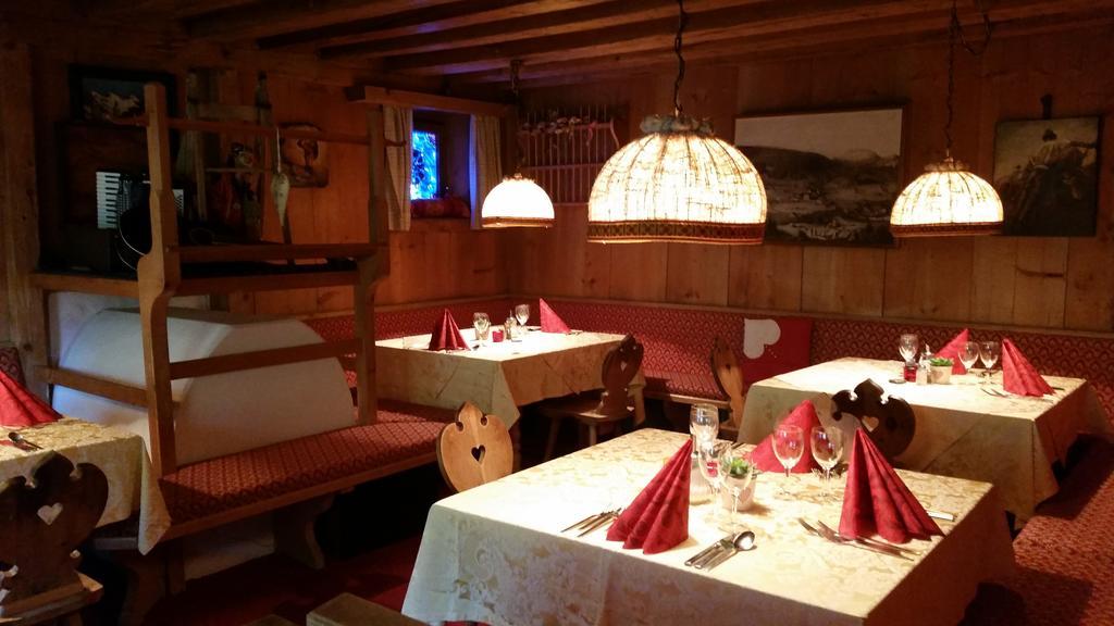 Hotel Villa Emilia Ortisei Kültér fotó