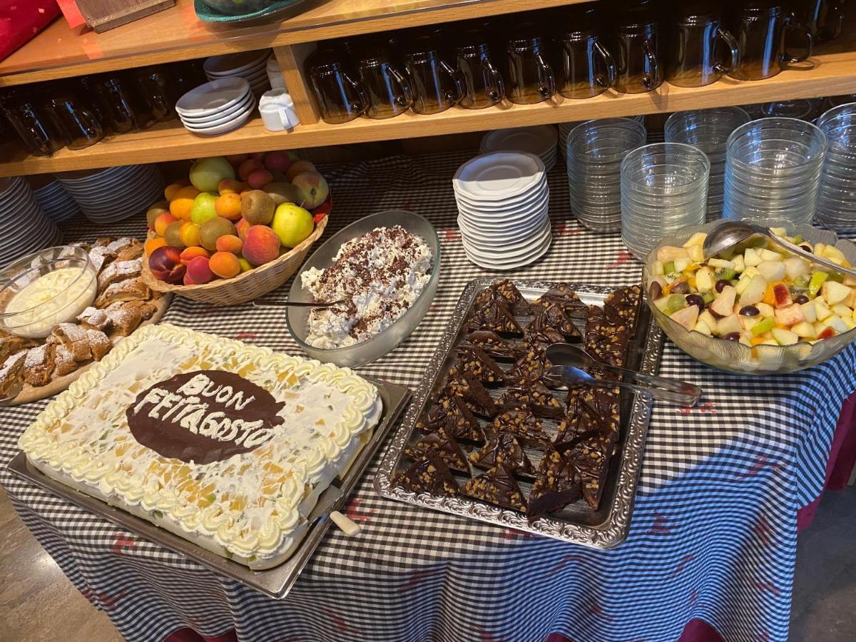 Hotel Villa Emilia Ortisei Kültér fotó