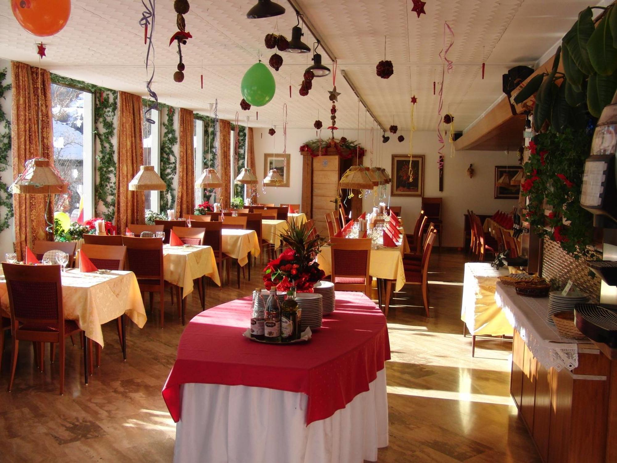 Hotel Villa Emilia Ortisei Kültér fotó