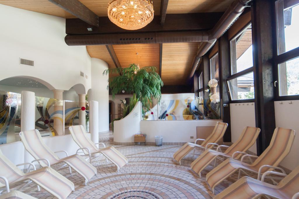Hotel Villa Emilia Ortisei Kültér fotó