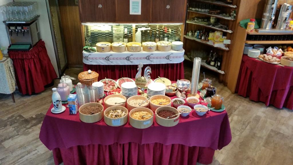 Hotel Villa Emilia Ortisei Kültér fotó