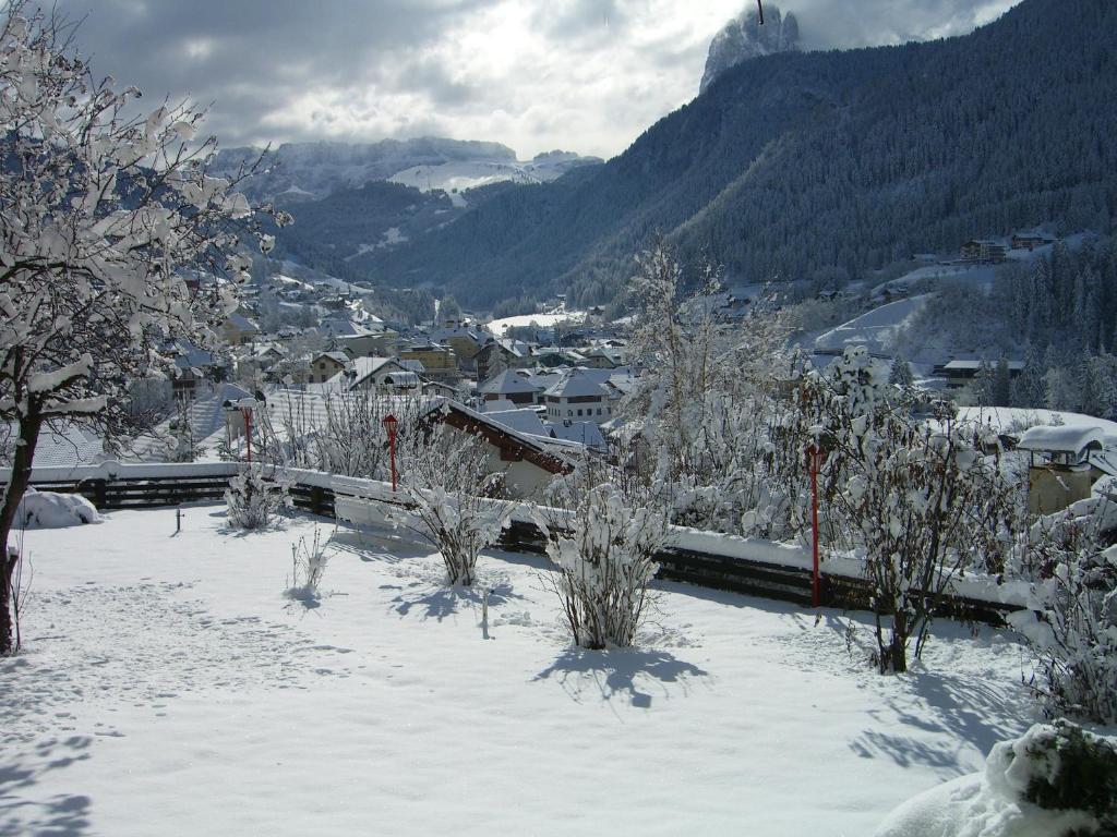 Hotel Villa Emilia Ortisei Kültér fotó
